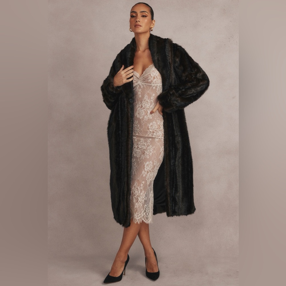 House of CB CALLIE Dark Brown Faux Fur Coat | Size L | Like New - Picture 9 of 15